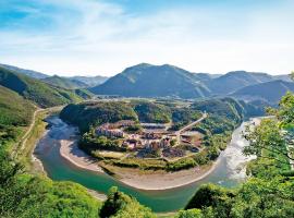 Tops10 Resort Donggang Cistar，位于宁越的酒店