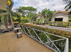 Long Lake Resort，位于班农保诚的酒店