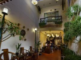 经典街酒店，位于河内老城区的酒店