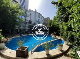 Villa Blanche Hotel SPA & Garden Pool，位于伊斯坦布尔Istanbul Hair Center附近的酒店