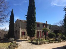 La bastide de Mauragne - Gîte les Iris，位于阿普特的酒店