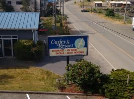 Curley's Resort & Dive Center，位于Sekiu的酒店