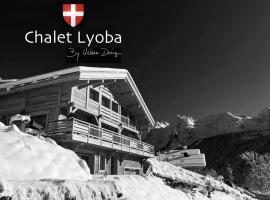 CHALET LYOBA，位于大博尔南克罗扎特滑雪缆车附近的酒店