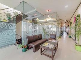 HOTEL WINDCROSS，位于卡尔卡的酒店