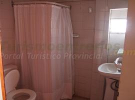 Hotel Residencial Bitty，位于查哈里的酒店