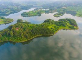 白云怡湖度假村，位于Chabahinga的度假村