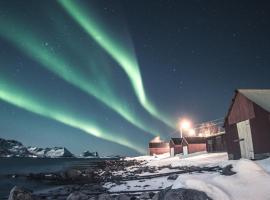 Skagi Bed & Lodge，位于Skaland的酒店