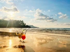 孤独海滩旅馆，位于瓜隆岛的民宿