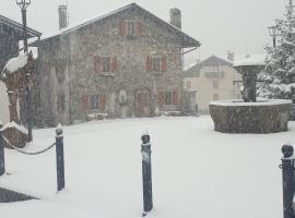 Casa all’antica fontana，位于苏特廖的酒店