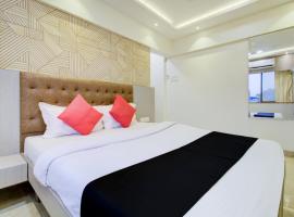 Capital O 77296 Hotel Jalaja Inn，位于孟买的酒店