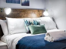 2 RM Studio, Smart Tv's, close to all amenities