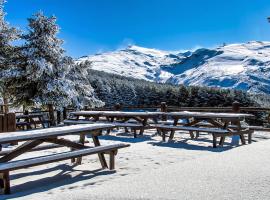 TODOSIERRANEVADA ZONA BAJA - MONTBLANC VISTAS A LA MONTANA - Junto a los Telecabinas，位于塞拉内华达的酒店