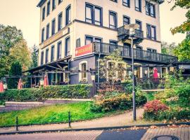 Hotel Kaiserhof，位于巴特施瓦尔巴赫的酒店