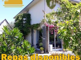 Villa Des Hortensias，位于潘波勒的海滩短租房