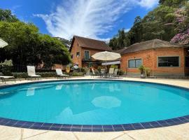 Villa Serena Bed & Breakfast，位于恩布的酒店