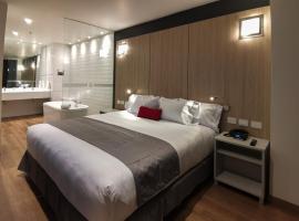 Ramada Encore by Wyndham Monterrey Apodaca Zona Aeropuerto，位于蒙特雷的酒店