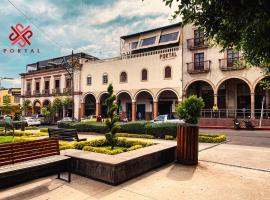 Hotel Portal & Suites，位于Ciudad Hidalgo的家庭/亲子酒店