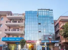 Hotel Jashn Inn near Apollo Hospital