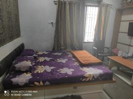 Hotel Shree Shyam，位于Jānjgīr的酒店