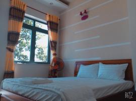 Motel Quốc Việt，位于巴地市龙潭十字架附近的酒店