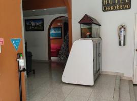 HOTEL CERRO BRAVO，位于Fredonia的酒店