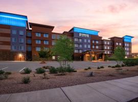 Staybridge Suites - Scottsdale - Talking Stick, an IHG Hotel，位于斯科茨奥迪海水族馆附近的酒店