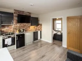 Bright and Luxurious Flat in the Heart of Reading