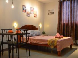 Dencio's Crib，位于麦克坦的酒店