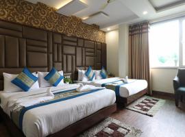 Hotel Mannat international by Mannat，位于新德里帕哈甘吉的酒店