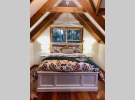 Lower Mountains Retreat，位于Warrimoo的酒店