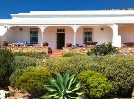 Cottons Cottages，位于西蒙镇南非海军博物馆附近的酒店