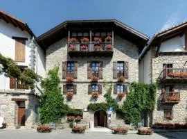 Hotel Rural El Almadiero