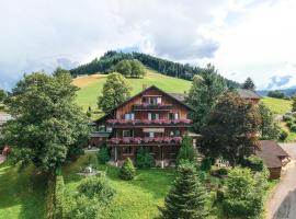 Oberdeisenhof Land- und Wanderhotel Garni，位于拜尔斯布龙的旅馆