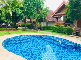 Siri Lagoona Resort，位于农布的酒店