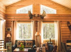 Denali Wild Stay - Moose Cabin, Free Wifi, 2 private bedrooms, sleep 6，位于希利的度假屋