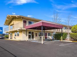 Americas Best Value Inn - Petaluma，位于佩塔卢马的酒店