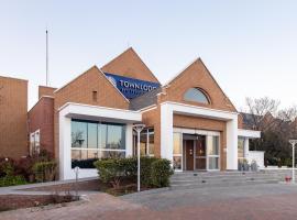 Town Lodge Johannesburg Airport，位于肯普顿帕克的酒店