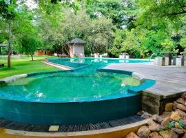 Nil Diya Mankada Safari Lodge