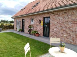 't Hooghe Licht Bed & Breakfast，位于佐内贝克Tyne Cot Cemetery附近的酒店