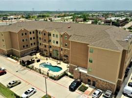 Staybridge Suites Houston - Humble Beltway 8 E by IHG，位于亨博尔的酒店