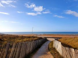 Résidence Front de mer Cabourg - Accès direct plage，位于卡布尔的酒店