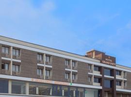 Hotel Grand Unity，位于艾哈迈达巴德的酒店