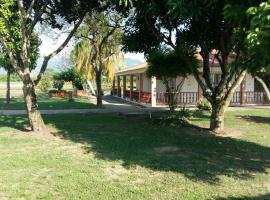 HOTEL RANCHO DALLAS，位于Paratebueno的酒店