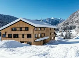 Verwall Apartment Arlberg - mit Sauna, Balkon und Skiraum