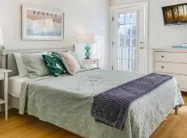 Coconut Inn Pass-a-Grille Beach