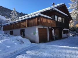 Vacances COURCHEVEL/les 3 Vallées，位于Bozel的酒店