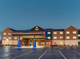Holiday Inn Express - Cincinnati North - Monroe, an IHG Hotel，位于MonroeShaker Run Golf Club附近的酒店