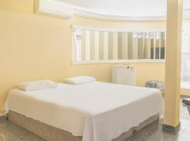 Hotel Cachoeiro，位于伊塔佩米林河畔卡舒埃鲁的酒店