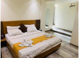 Shree Murlidhar Guest House，位于苏拉特的酒店