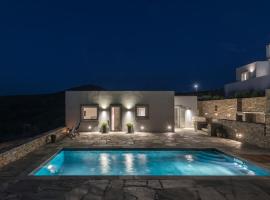 Nevermind vacations villaB，位于Kastrian&iacute;的带泳池的酒店